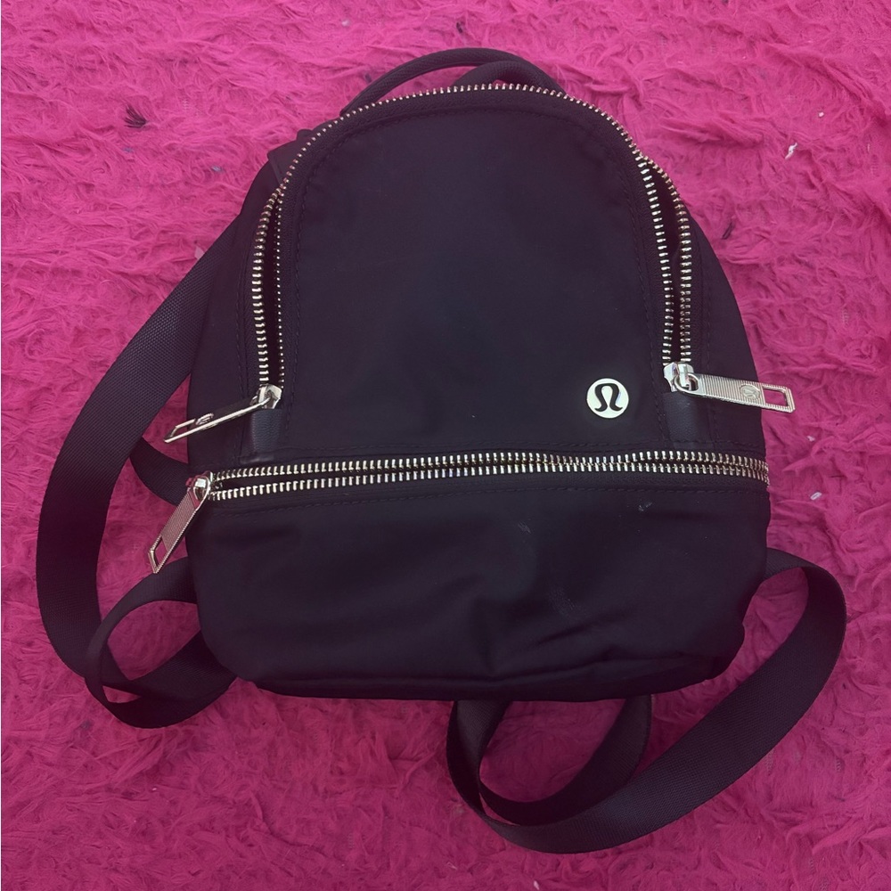 City Adventurer Backpack
Micro like new!!! black and gold